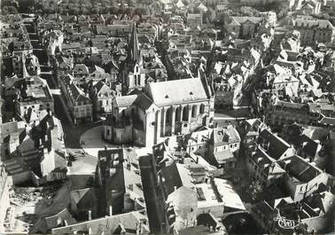 / CPSM FRANCE 19 "Brive, vue aérienne sur la cathédrale Saint Martin"