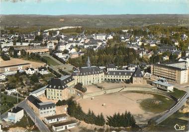 / CPSM FRANCE 19 "Egletons, vue générale aérienne, lycée Technique Albert Thomas"