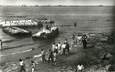 CPSM FRANCE 14 "Arromanches Les Bains, port de la libération, épaves et digue du port de débarquement" / 2EME GUERRE