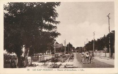 CPA FRANCE 33 "Cap Ferret, route d'arcachon"