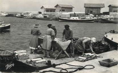 CPSM FRANCE 33 "Bassin d'Arcachon, opération du Détroquage"