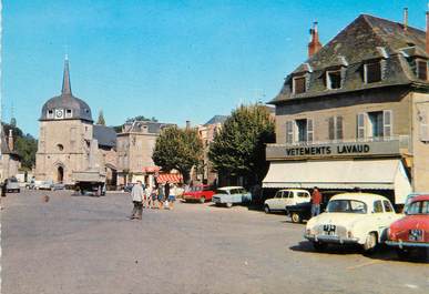 CPSM FRANCE 19 "Objat, la place et l'église"