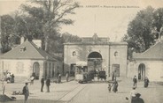 56 Morbihan / CPA FRANCE 56 "Lorient, place et porte du Morbihan"