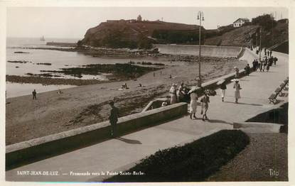 / CPSM FRANCE 64 "Saint Jean de Luz, promenade vers la pointe Sainte Barbe"