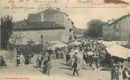 09 Ariege / CPA FRANCE 09 "Daumauzan, l'avenue du pont un jour de foire"