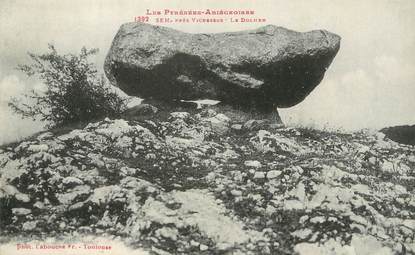 / CPA FRANCE 09 "Sem près Vicdessous, le dolmen"