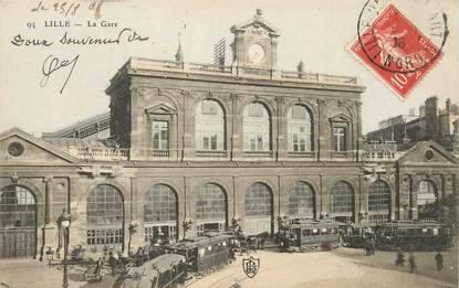 / CPA FRANCE 59 "Lille, la gare" / TRAMWAY