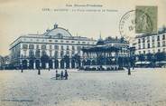 64 PyrÉnÉe Atlantique / CPA FRANCE 64 "Bayonne, la place d'Armes et le théâtre"