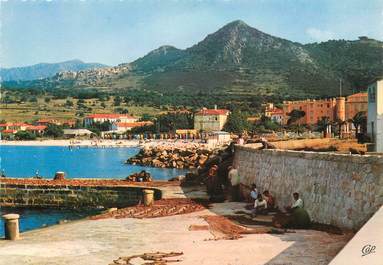 / CPSM FRANCE 20 "Corse, L'Ile Rousse, le petit port et la plage"