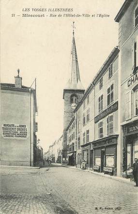 / CPA FRANCE 88 "Mirecourt, rue de l'hôtel de ville et l'église"