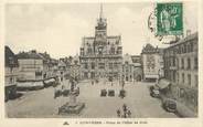 60 Oise / CPA FRANCE 60 "Compiègne, place de l'hôtel de ville "