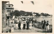 06 Alpe Maritime / CPSM FRANCE 06 "Juan Les Pins, la promenade et la plage"