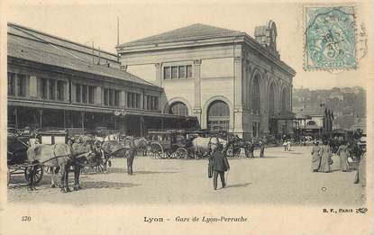 / CPA FRANCE 69 "Lyon, gare de Lyon Perrache"
