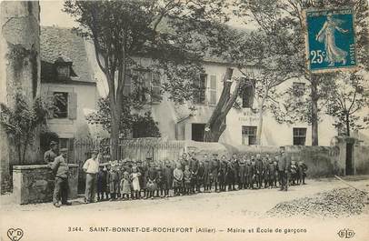 CPA FRANCE 03  "Saint Bonnet de Rochefort, la Mairie et l'Ecole de Garçons"