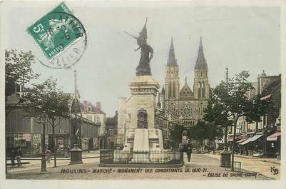 / CPSM FRANCE 03 "Moulins, marché, monument des combattants"