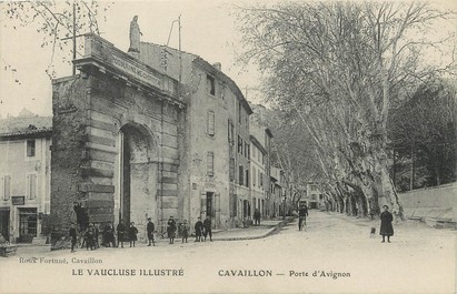 / CPA FRANCE 84 "Cavaillon, porte d'Avignon"