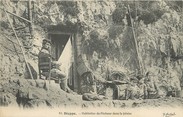 76 Seine Maritime / CPA FRANCE 76 "Dieppe, habitation de pêcheurs dans la  falaise"