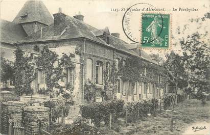 / CPA FRANCE 76 "Saint Nicolas d'Aliermont, le presbytère"
