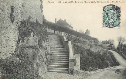 / CPA FRANCE 89 "Avallon, tour de l'Escarguet"