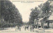 83 Var / CPA FRANCE 83 "Draguignan illustré, le boulevard de l'esplanade, au fond la préfecture"