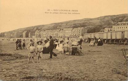 / CPA FRANCE 62 "Boulogne sur Mer, sur la plage"