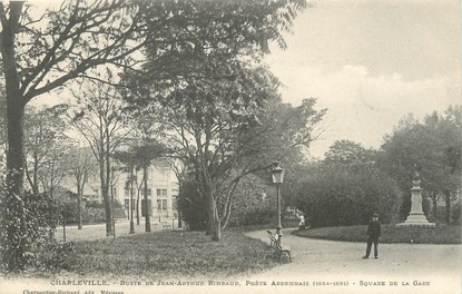 / CPA FRANCE 08 "Charleville Mézières, buste de Jean Arthur Rimbaud" / POETE