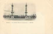 33 Gironde CPA FRANCE 33 "Bordeaux, les colonnes rostrales des Quinconces"