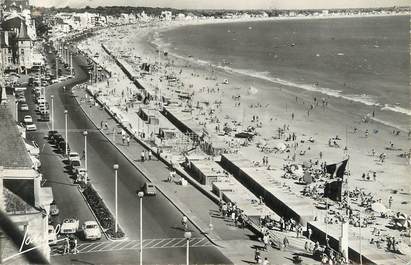 / CPSM FRANCE 44 "La Baule, vue générale de la plage vers Pornichet"