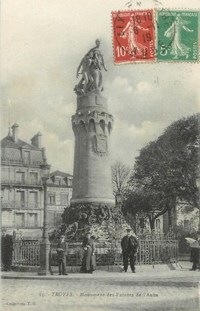 / CPA FRANCE 10 "Troyes, monument des enfants de l'aube "