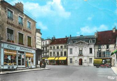 / CPSM FRANCE 21 "Arnay Le Duc, place Bonaventure des Périers, la mairie"