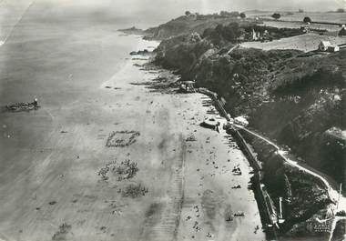 / CPSM FRANCE 22 "Etables sur Mer, plage des Godelins "