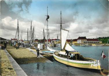 / CPSM FRANCE 22 "Paimpol, les quais" /  BATEAU