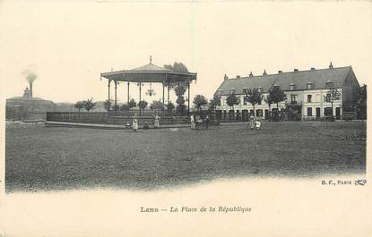 / CPA FRANCE 62 "Lens, la place de la République"