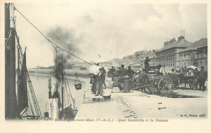 / CPA FRANCE 62 "Boulogne sur Mer, quai Gambetta et la douane"