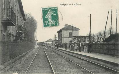 / CPA FRANCE 69 "Grigny, la gare"