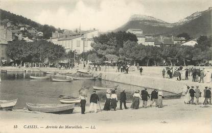 / CPA FRANCE 13 "Cassis, arrivée des Marseillais"