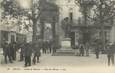 CPA FRANCE 13 "Arles, la place du forum, statue de Mistral"