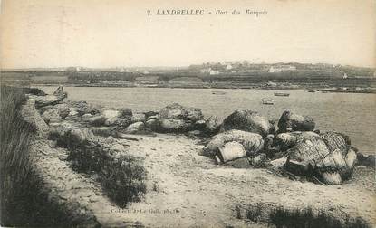 CPA FRANCE 22 "Landrellec, port des Barques"