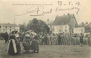 27 Eure CPA FRANCE 27 "Le Neubourg, Place du Vieux Chateau, La Halle au Blé"