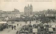 27 Eure CPA FRANCE 27 "Le Neubourg, Place, un jour de Marché"