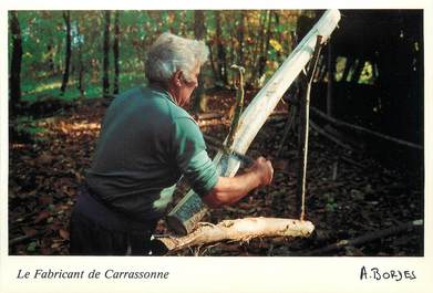 CPSM FRANCE 24 "Cadouin, le fabricant de Carrassonne"