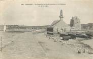 29 Finistere / CPA FRANCE 29 "Camaret, la Chapelle de Roch'Amadour et le château vu de la digue"