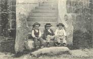 29 Finistere / CPA FRANCE 29 "Enfants de Saint Herbot"