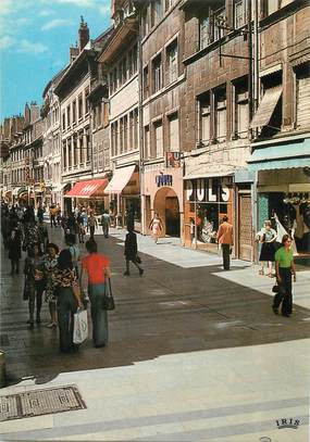 / CPSM FRANCE 25 "Besançon, grand'rue piétonnière"