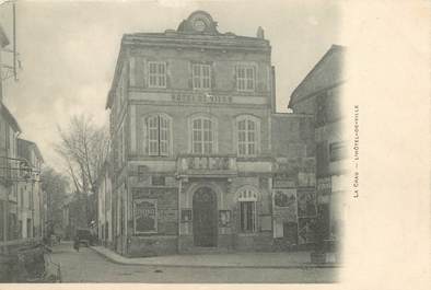 / CPA FRANCE 83 "La Crau, l'hôtel de ville"