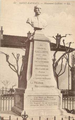 / CPA FRANCE 83 "Saint Raphaël, monument Galliéni"