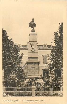 / CPA FRANCE 83 "Vidauban, le monument aux morts"