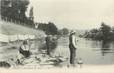 / CPA FRANCE 03 "Vichy, les bords de l'Allier" / PECHE