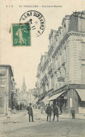 / CPA FRANCE 16 "Angoulême, rue Saint Martial"