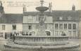 / CPA FRANCE 51 "Fismes, fontaine monumentale, place Lamotte"